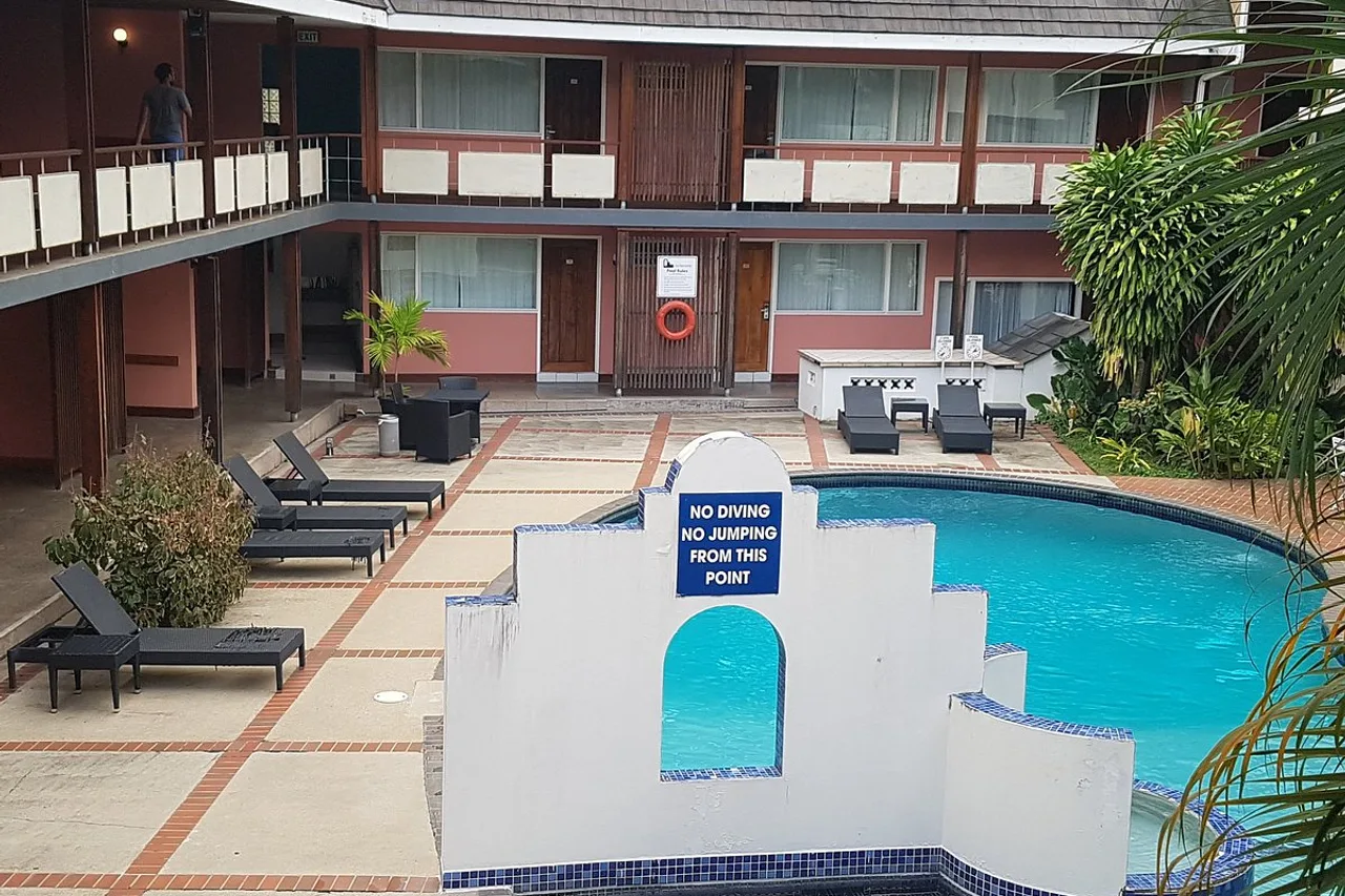 Hotel Normandie — ภาพห้องพักและบรรยากาศ
