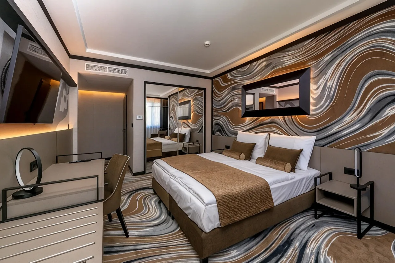 Hotel Obester — ภาพห้องพักและบรรยากาศ