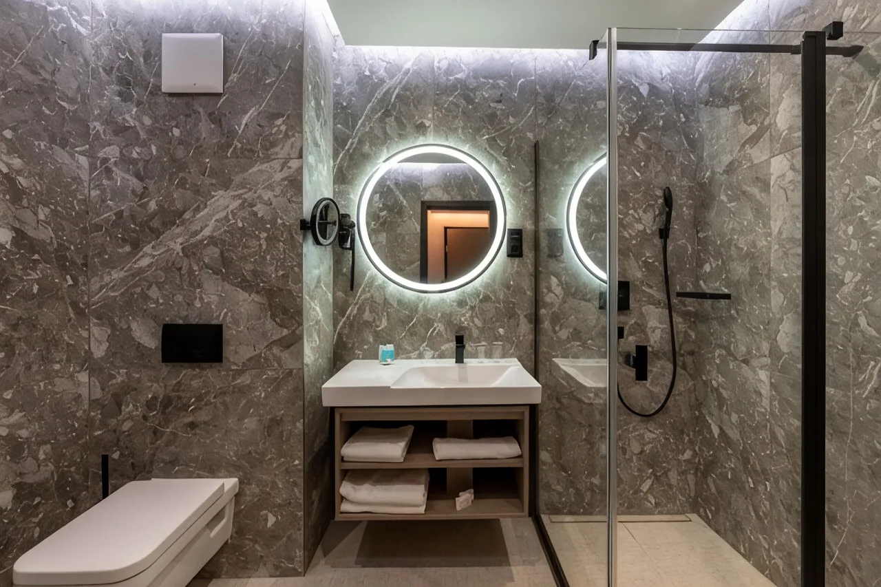 Hotel Obester — ภาพห้องพักและบรรยากาศ