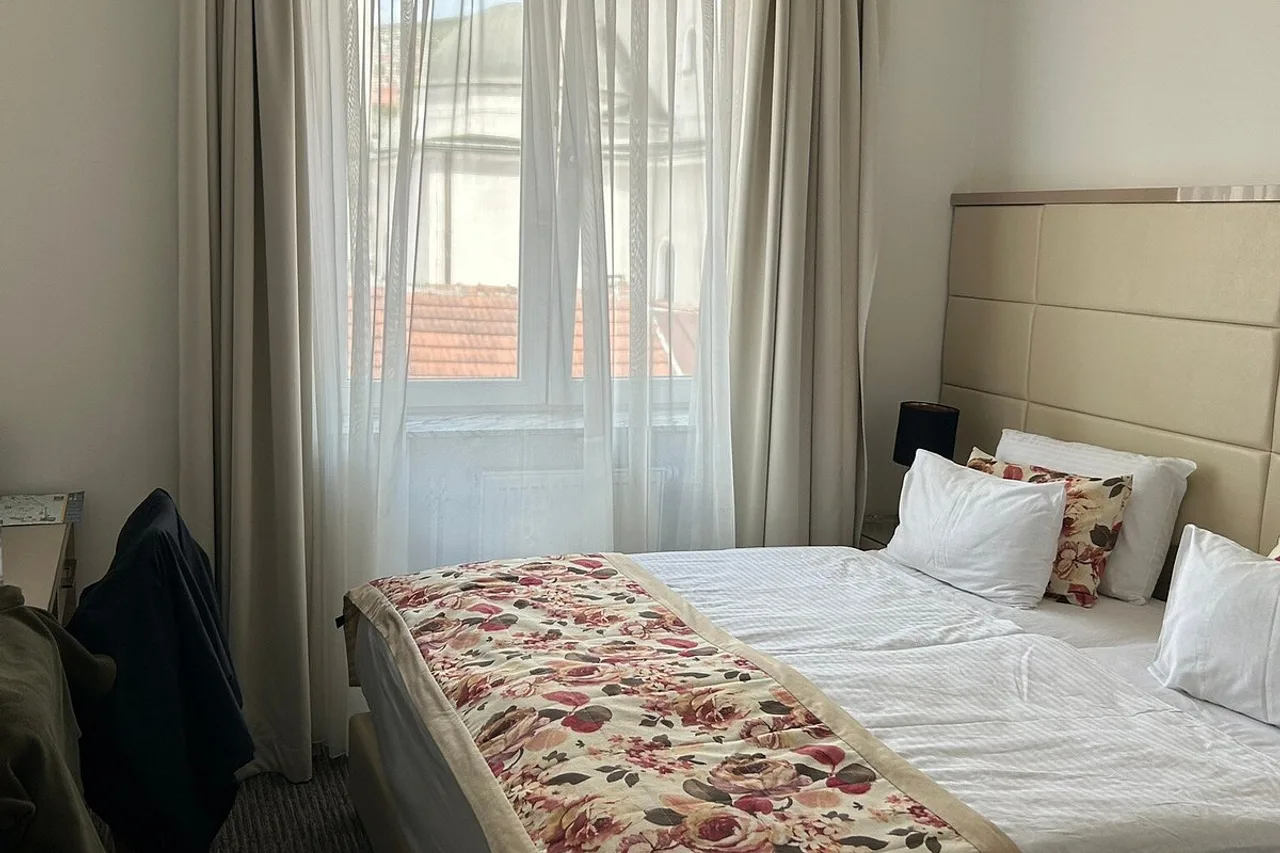 Hotel Old Town Sarajevo — ภาพห้องพักและบรรยากาศ