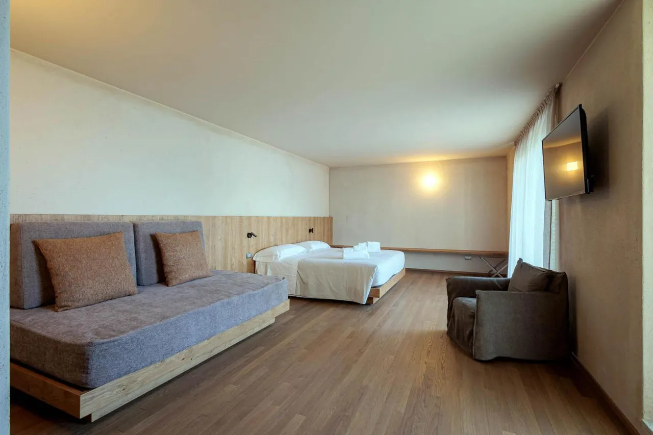 Hotel Olivedo Varenna — rooms and atmosphere