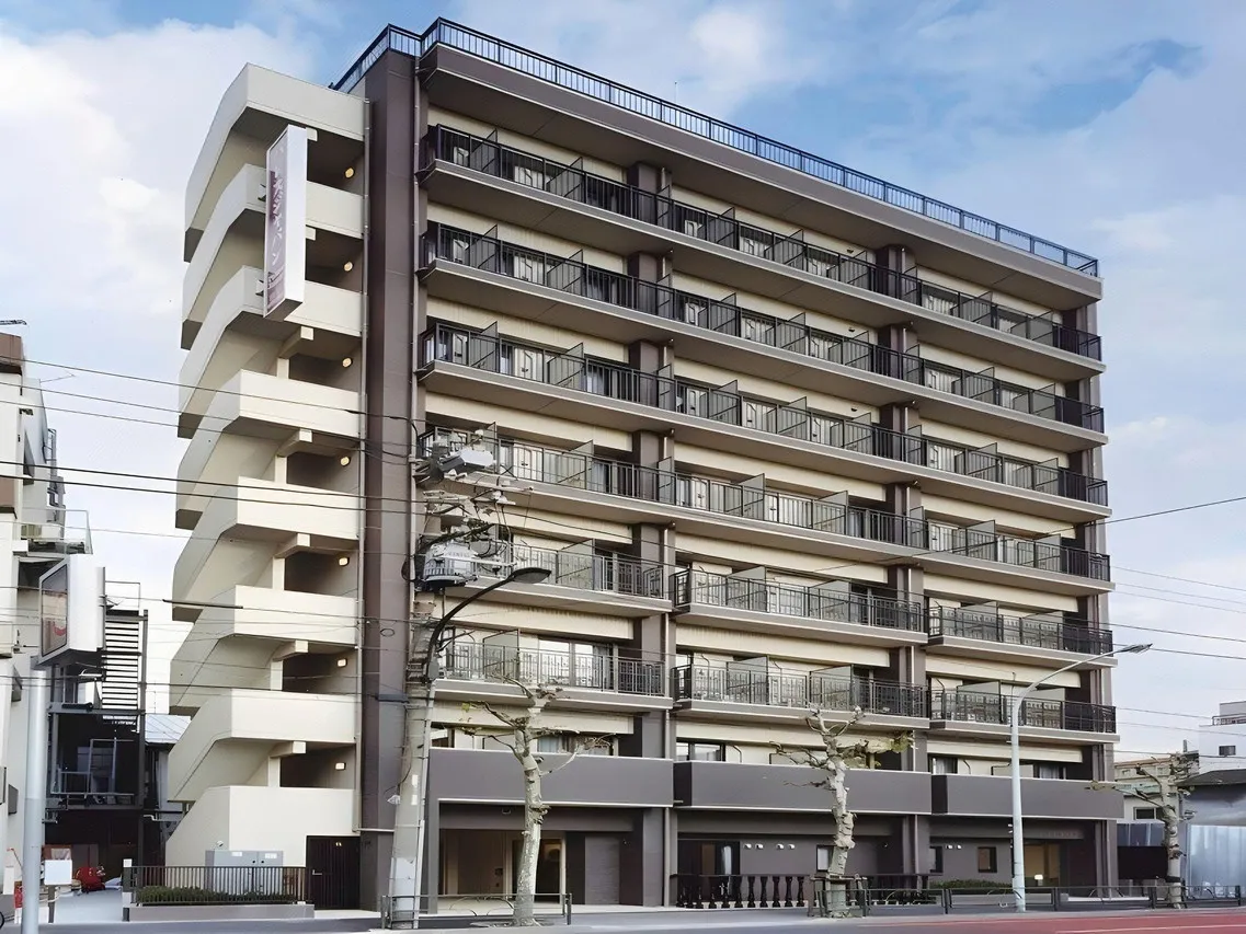 Hotel Palace Japan — rooms and atmosphere