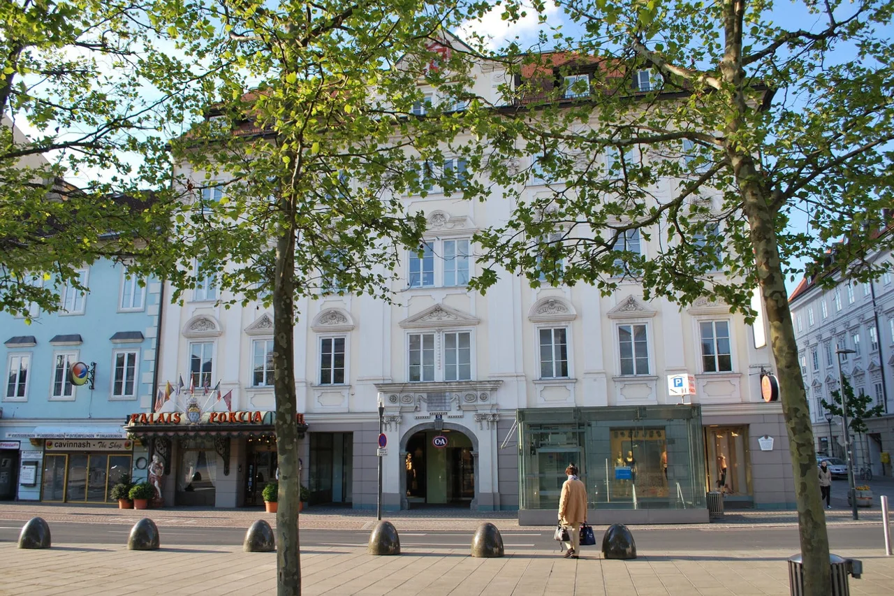 Hotel Palais Porcia — คลาเกนฟวร์ท