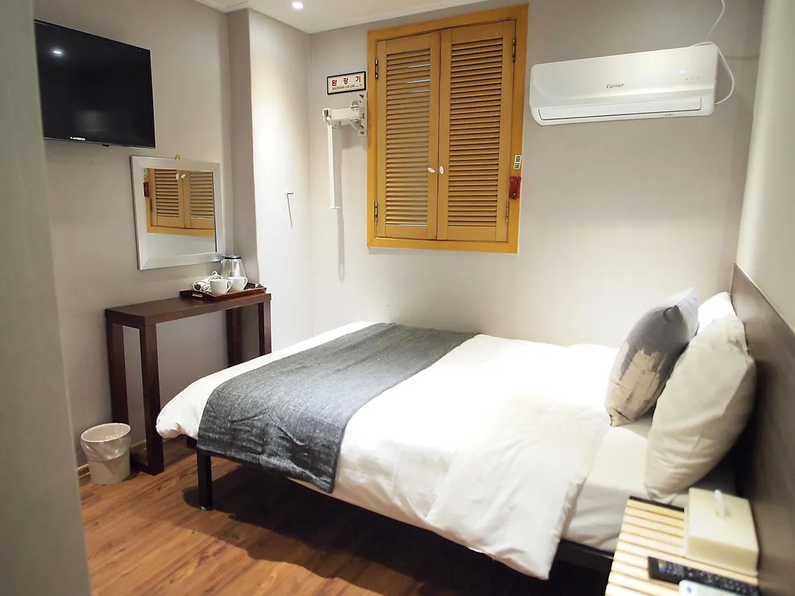 Hotel Park Hill Myeongdong — ภาพห้องพักและบรรยากาศ