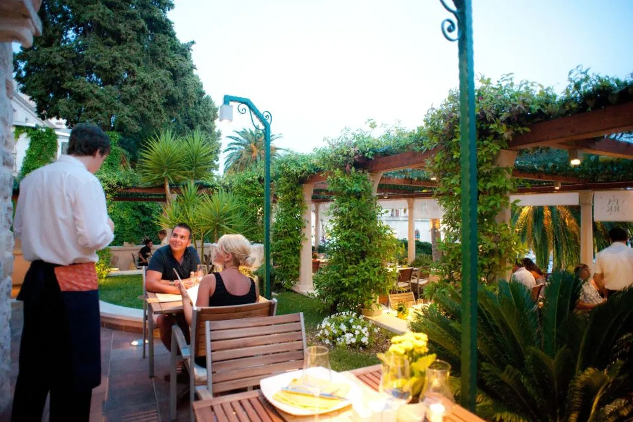 Heritage Hotel Park Hvar — ภาพห้องพักและบรรยากาศ