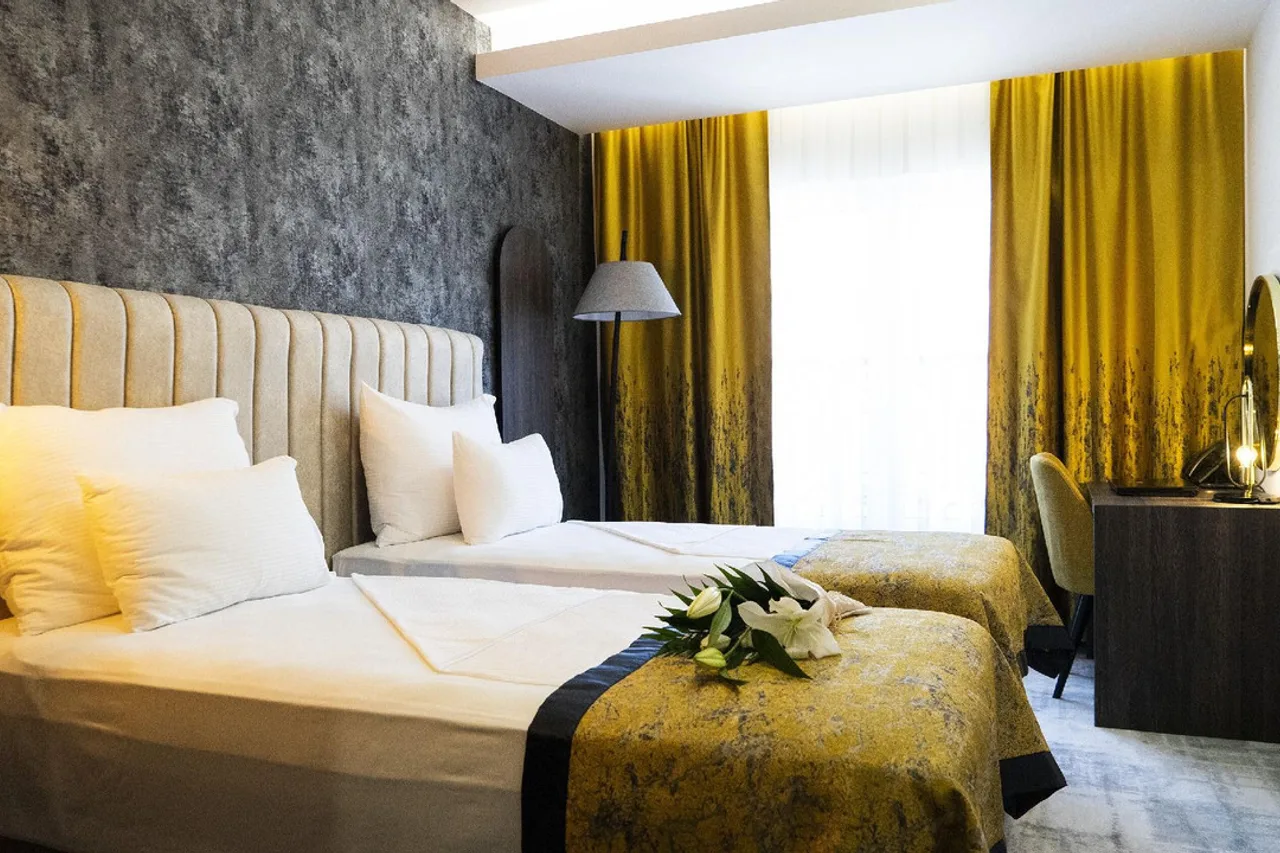 Hotel Pasha — ภาพห้องพักและบรรยากาศ