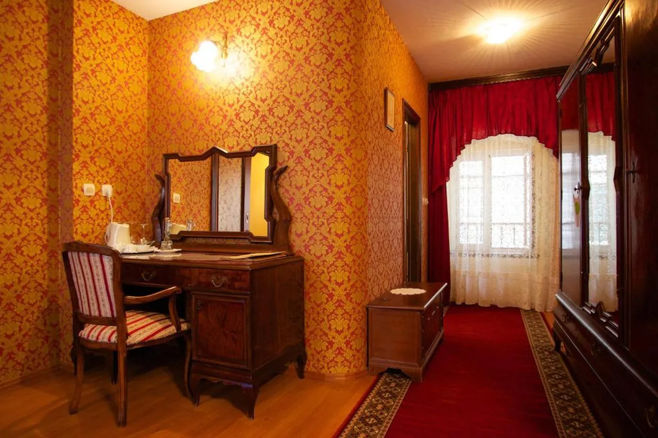 Hotel Pasike — rooms and atmosphere