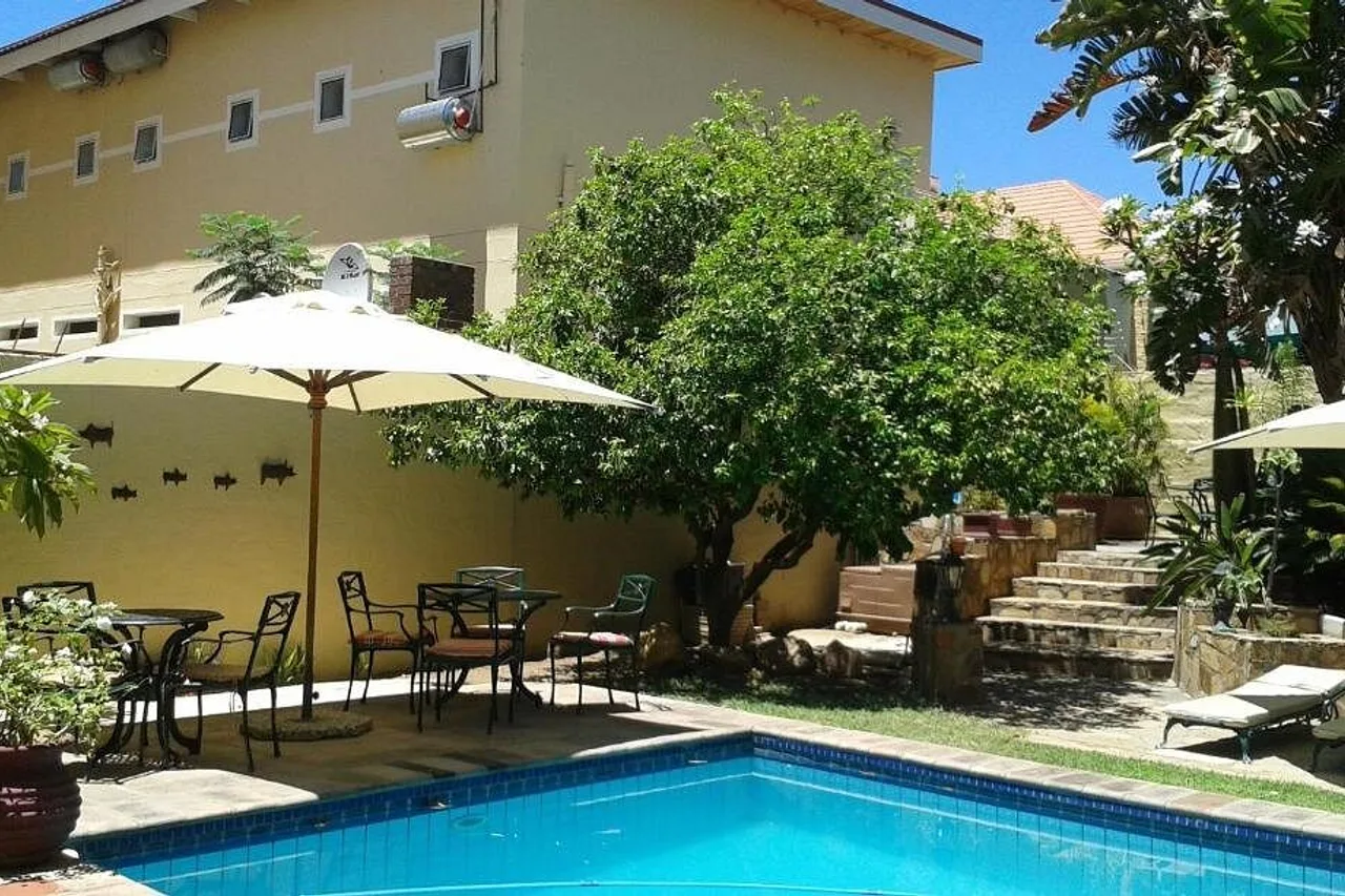 Hotel Pension Steiner — ภาพห้องพักและบรรยากาศ