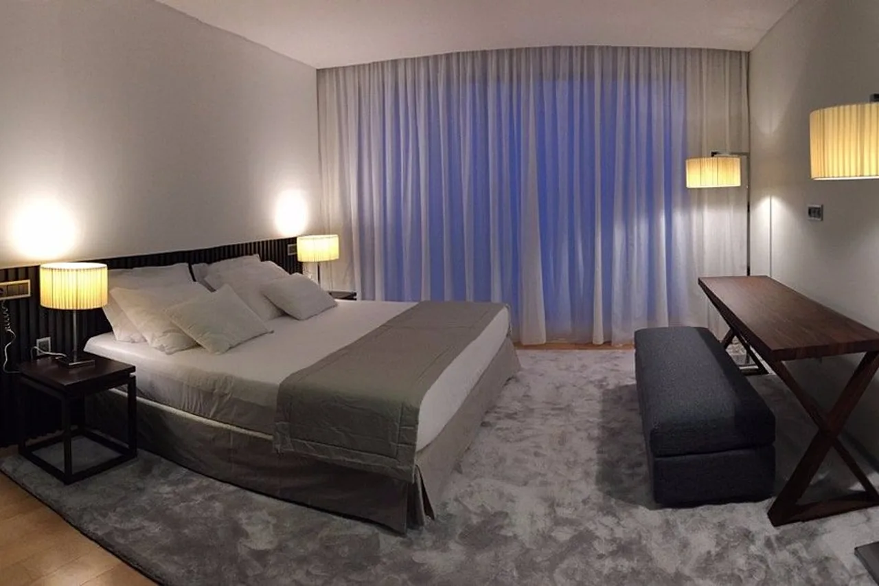 Hotel Pérola — ภาพห้องพักและบรรยากาศ