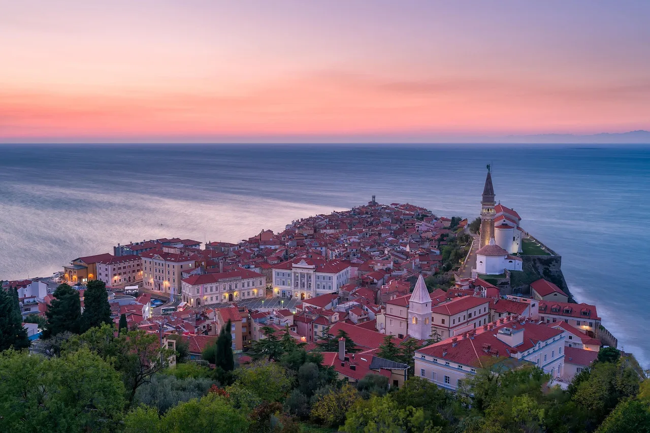 Hotel Piran — ภาพห้องพักและบรรยากาศ