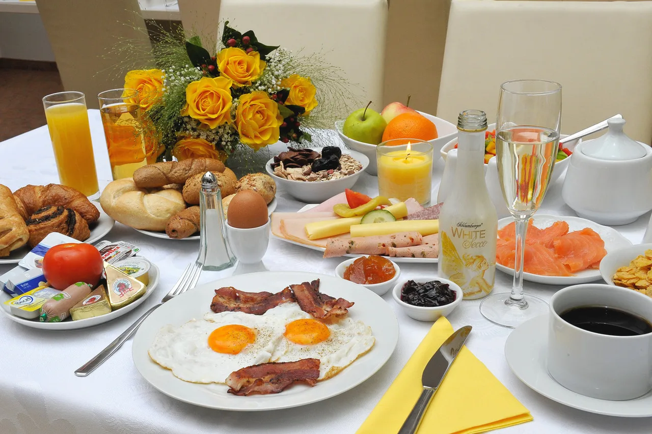 Hotel Plattenwirt — ภาพห้องพักและบรรยากาศ