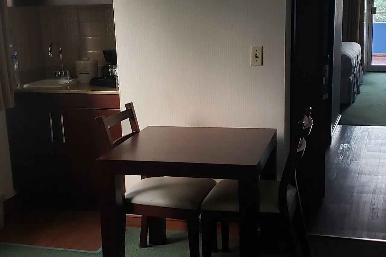 Hotel Plaza San Martín — ภาพห้องพักและบรรยากาศ