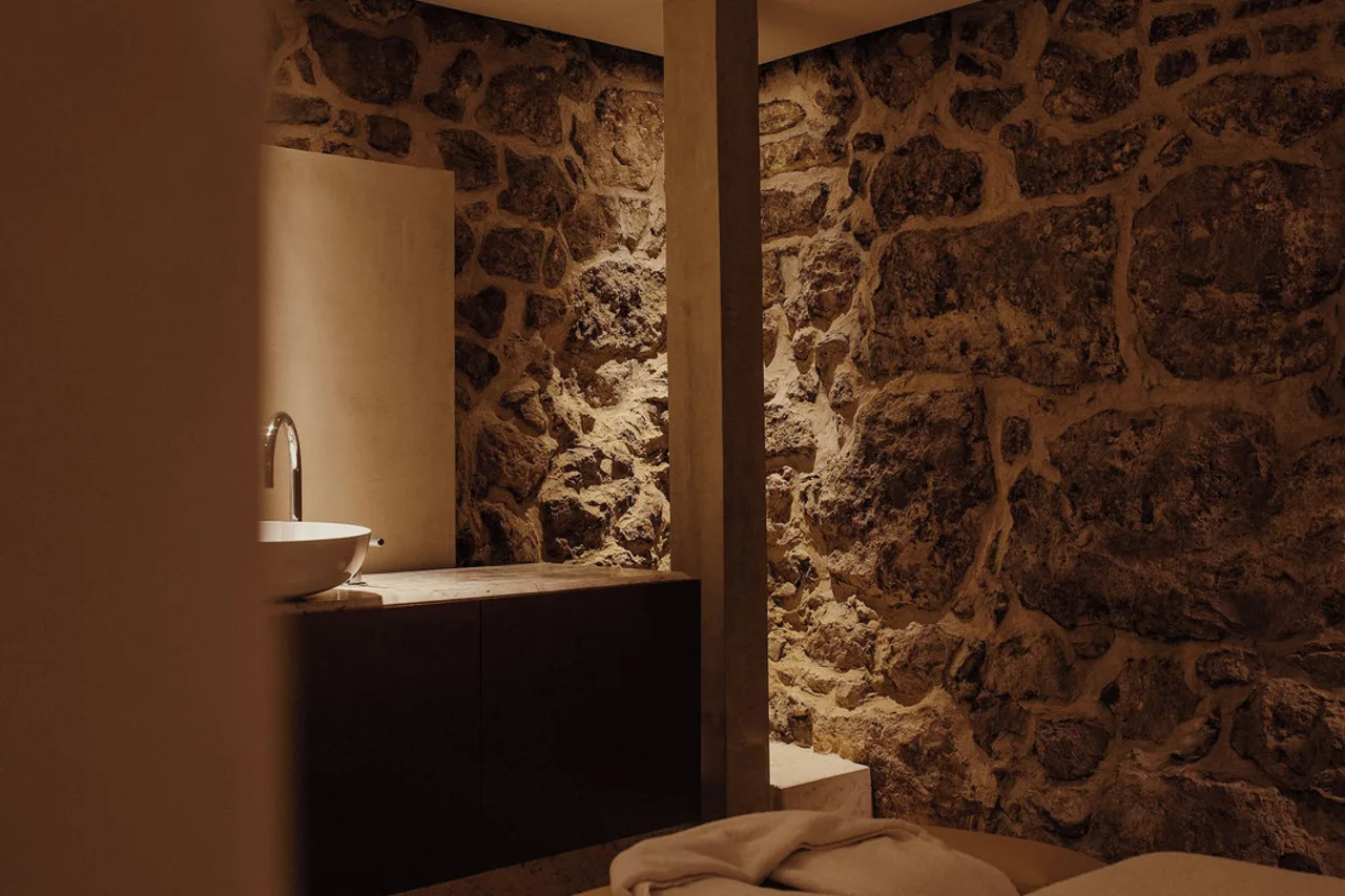 Hotel Pod Różą — ภาพห้องพักและบรรยากาศ