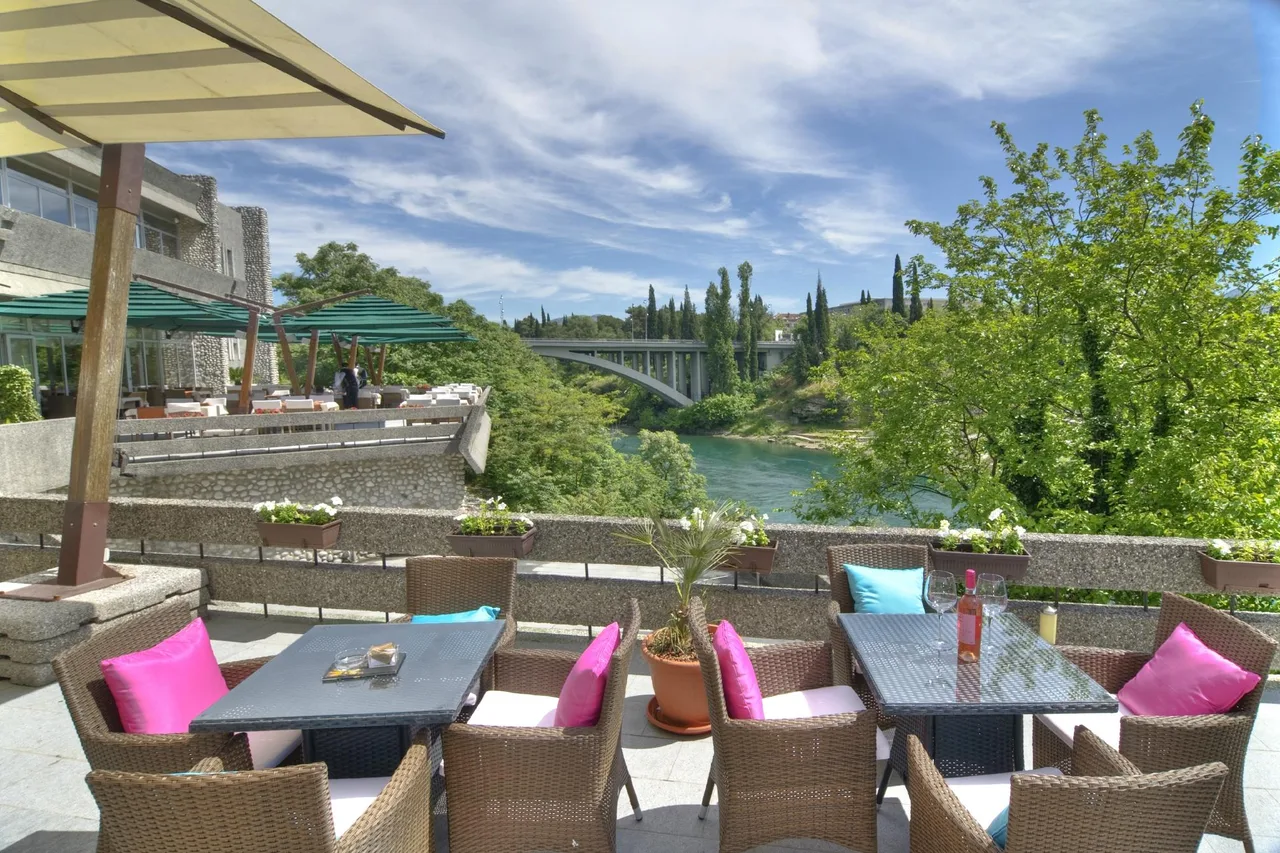Hotel Podgorica — โรงแรมในปอดกอริซา