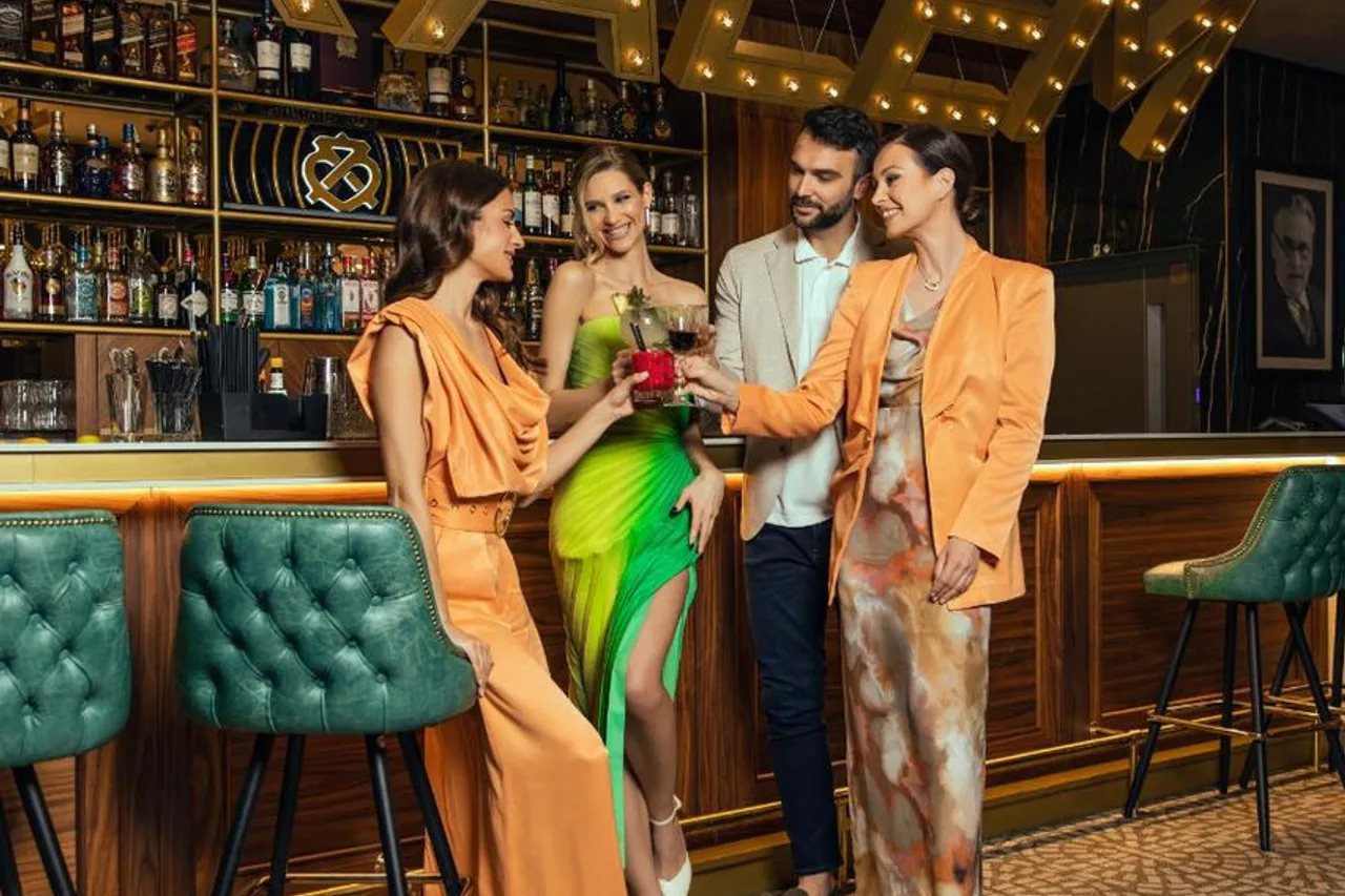 Hotel Pupin Novi Sad — ภาพห้องพักและบรรยากาศ