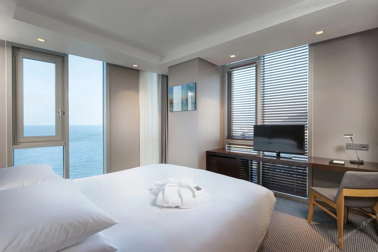 Hotel Regent Marine Jeju — ภาพห้องพักและบรรยากาศ