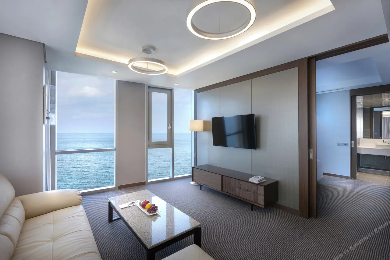 Hotel Regent Marine Jeju — ภาพห้องพักและบรรยากาศ