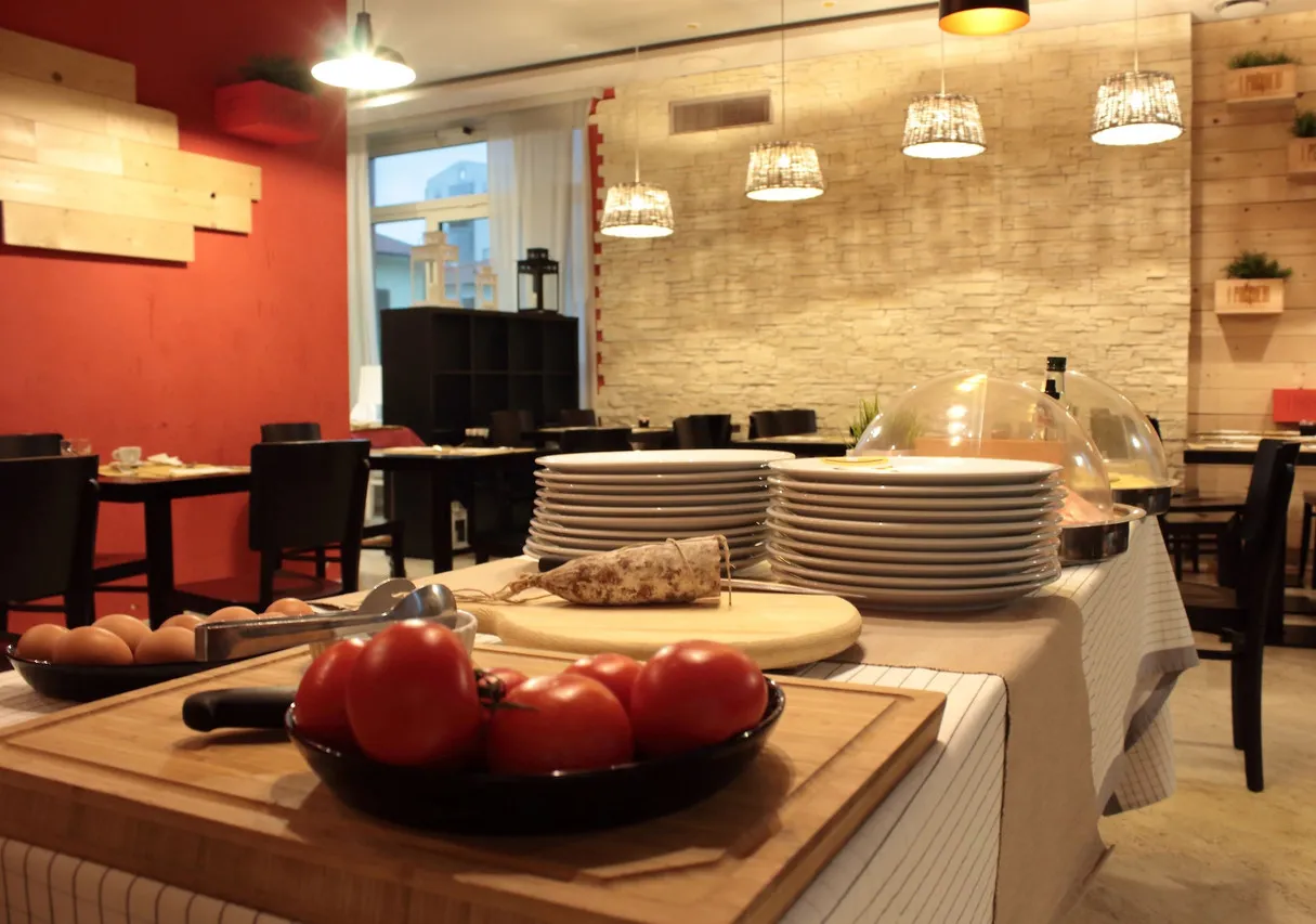 Hotel Repubblica Marinara — rooms and atmosphere