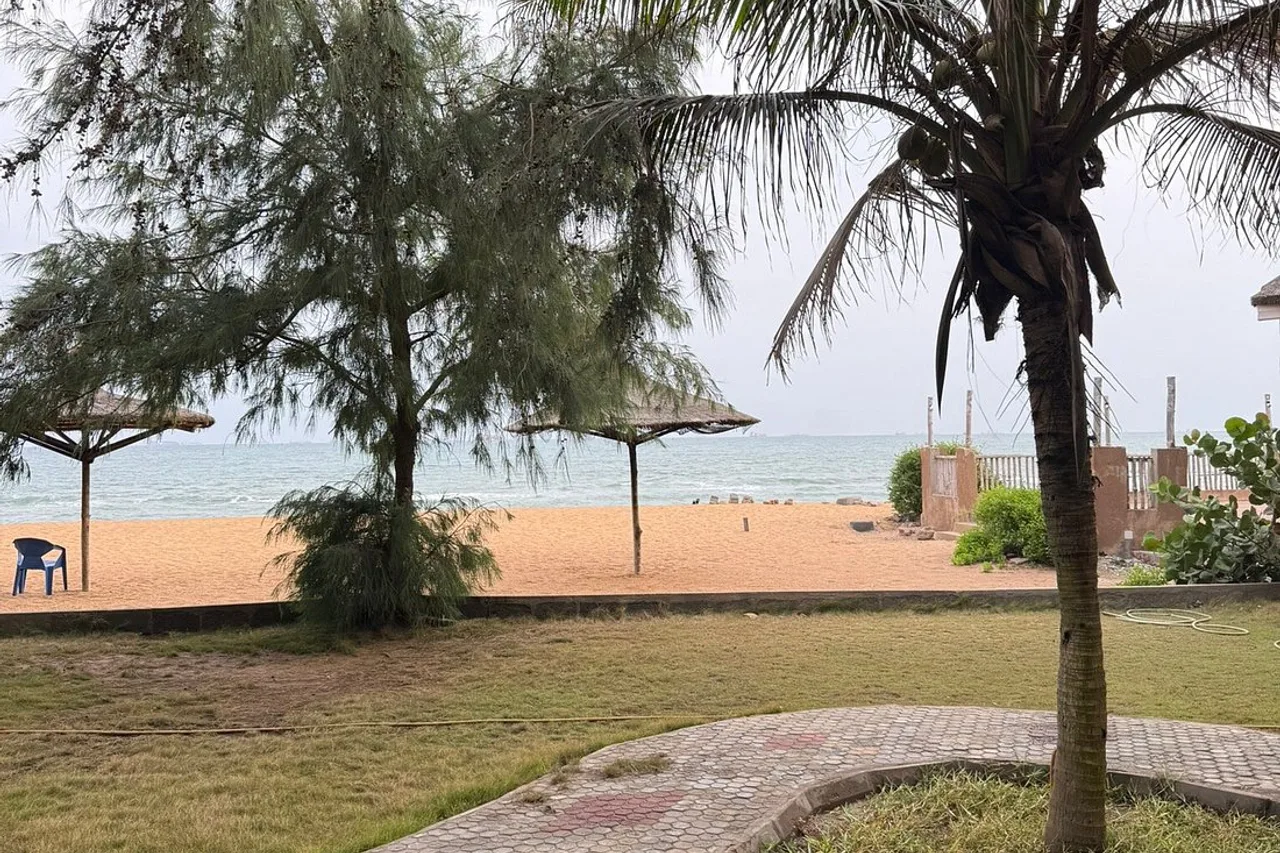 Hotel Riviera Ramatou Plage — rooms and atmosphere