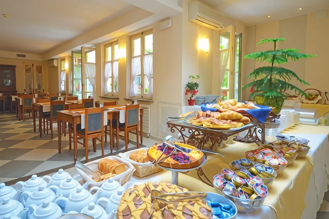 Hotel Roma e Rocca Cavour — rooms and atmosphere