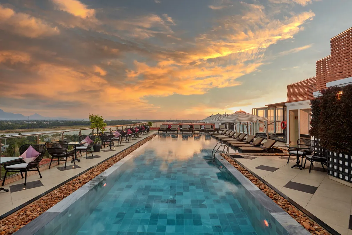 Hotel Royal Hoi An - MGallery — rooms and atmosphere