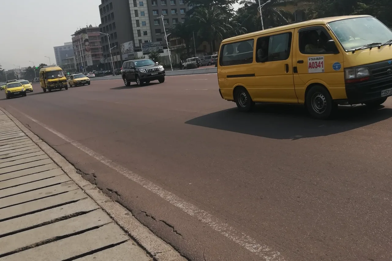 Hotel Royal Kinshasa — ภาพห้องพักและบรรยากาศ