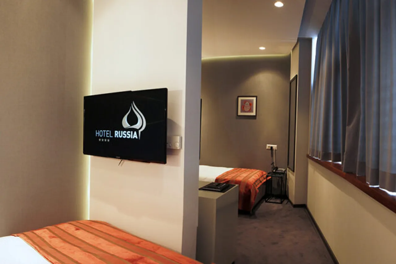 Hotel Russia Skopje — ภาพห้องพักและบรรยากาศ