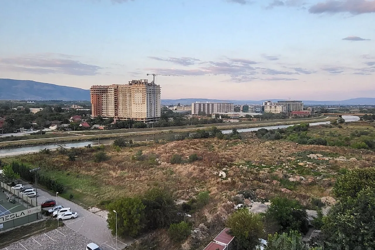 Hotel Russia Skopje — ภาพห้องพักและบรรยากาศ