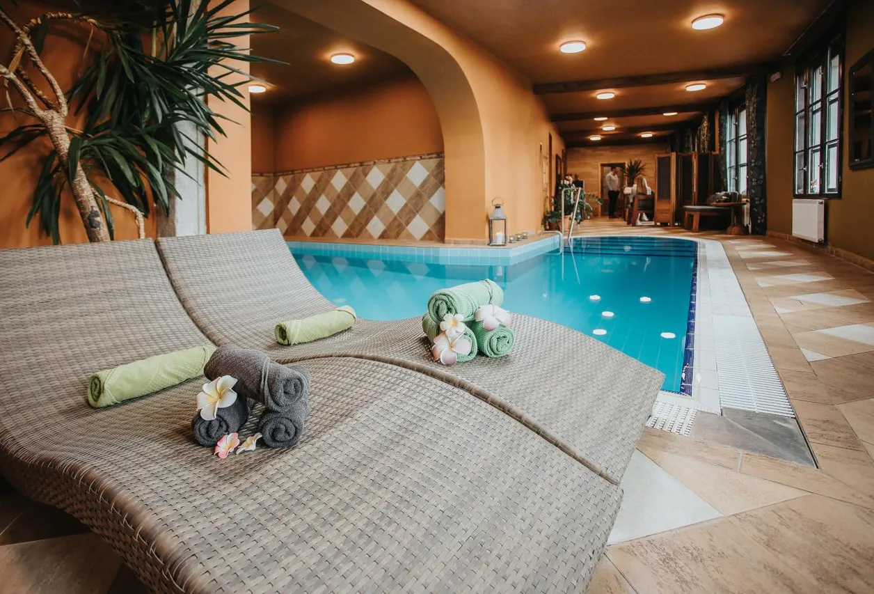 Hotel Ruze & Wellness — rooms and atmosphere