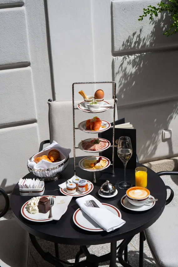 Hotel Sacher Salzburg — rooms and atmosphere