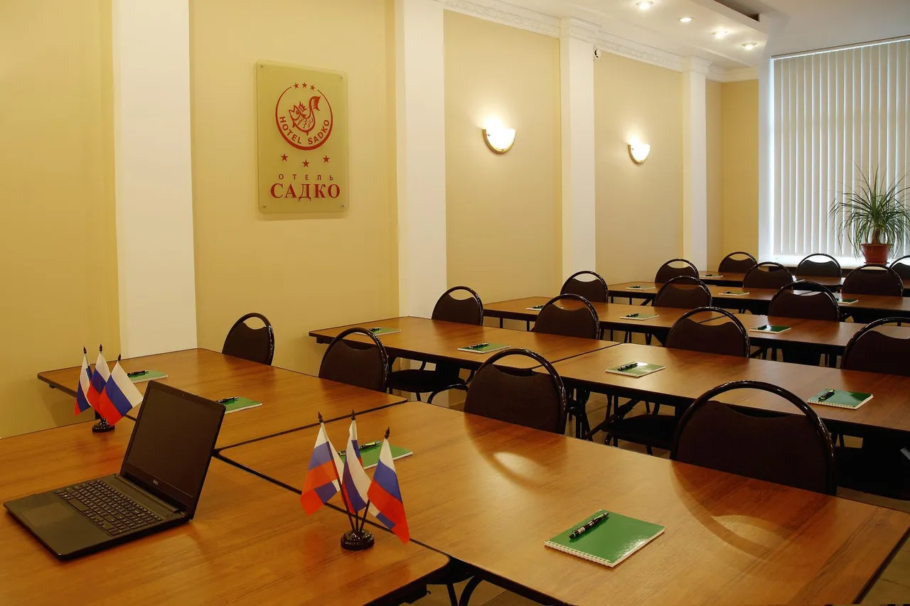 Hotel Sadko — rooms and atmosphere