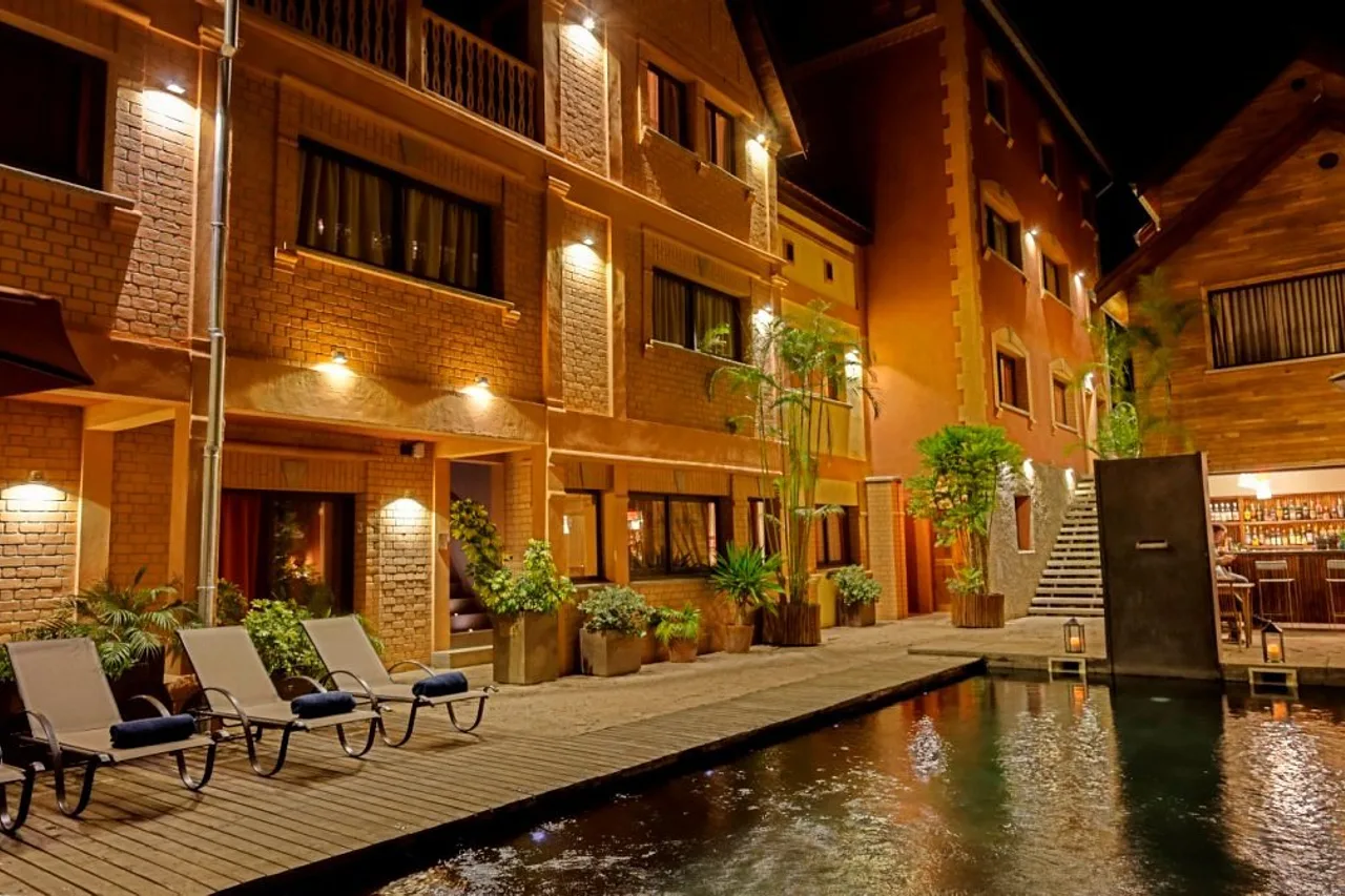 Hotel Sakamanga — ภาพห้องพักและบรรยากาศ