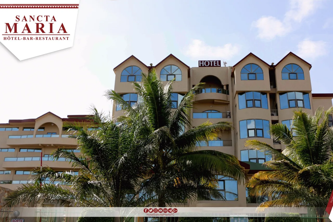 Hotel Sancta Maria — โรงแรมในโลเม