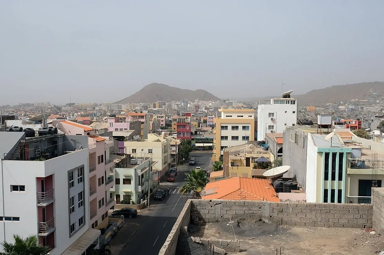 Hotel Santiago — ภาพห้องพักและบรรยากาศ