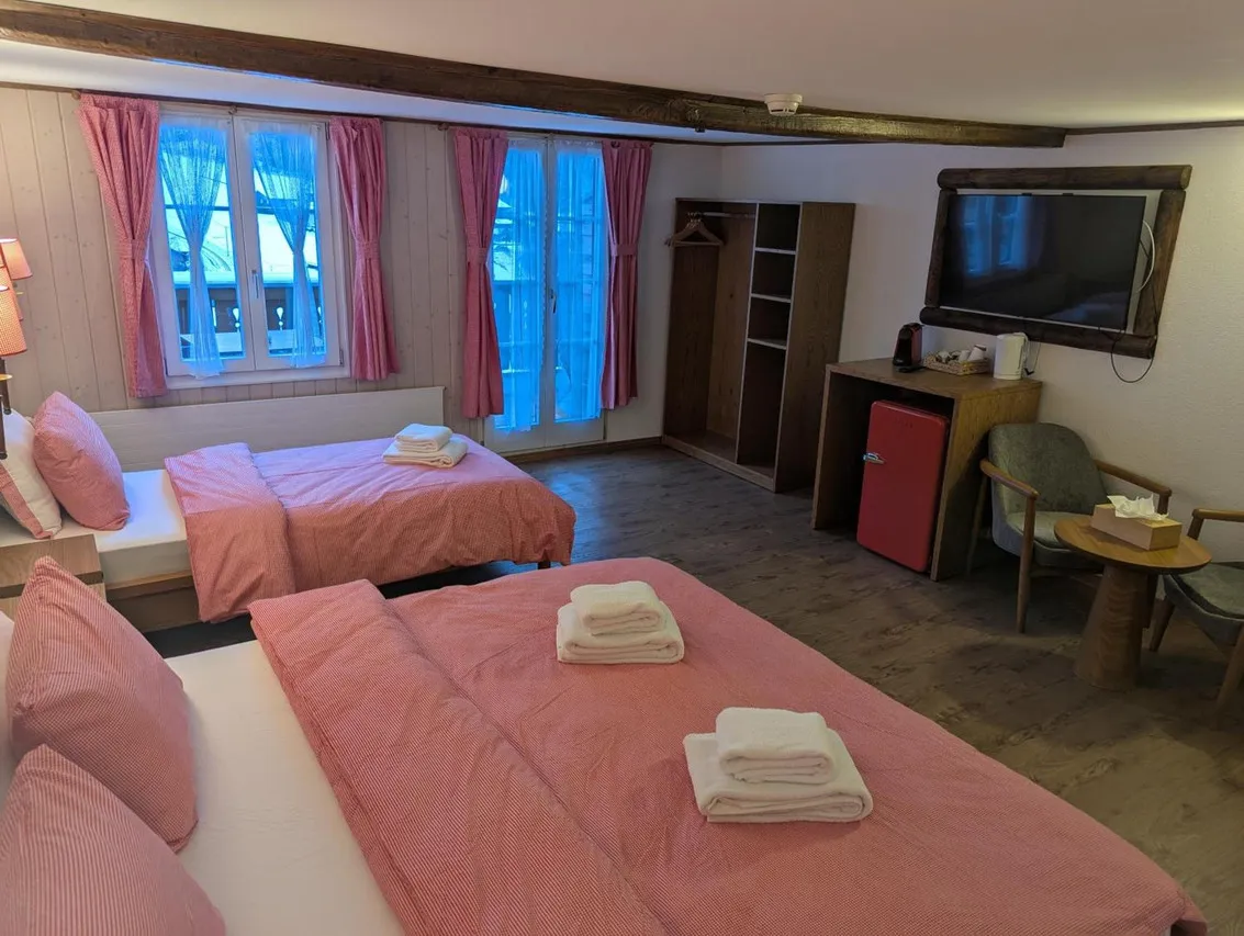 Hotel Schützen — rooms and atmosphere