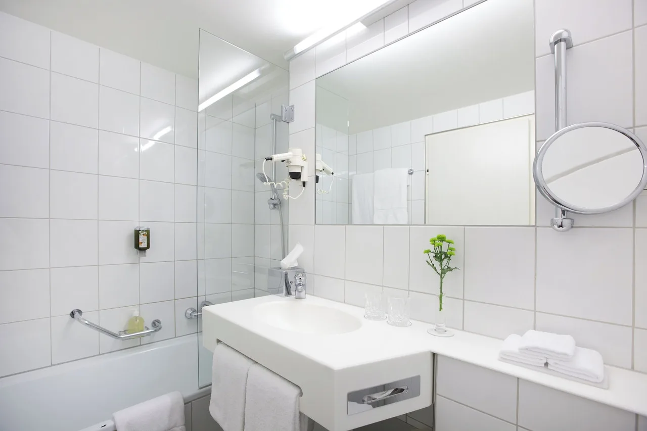 Hotel Schwärzler — ภาพห้องพักและบรรยากาศ