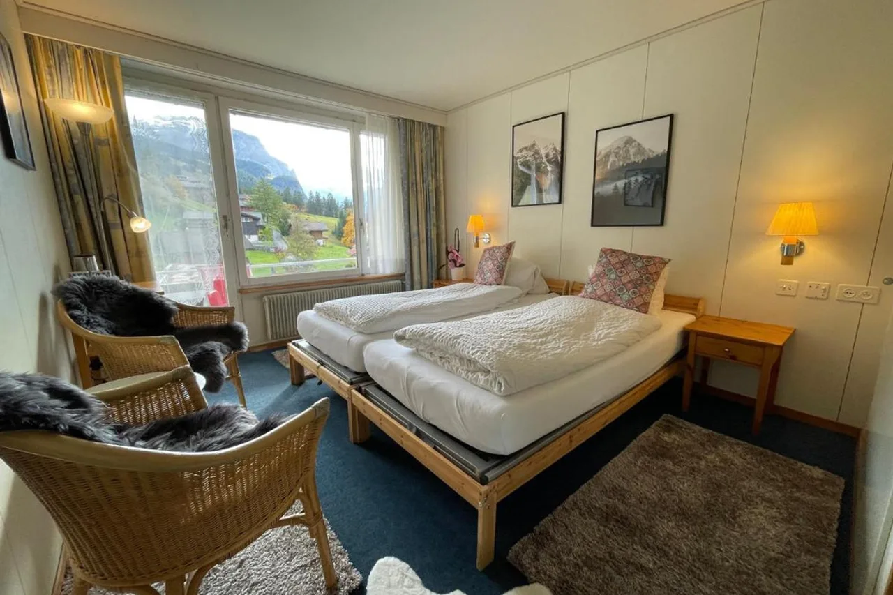 Hotel Schweizerheim — rooms and atmosphere