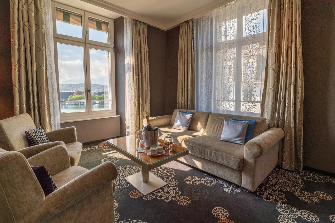 Hotel Schweizerhof Luzern — rooms and atmosphere