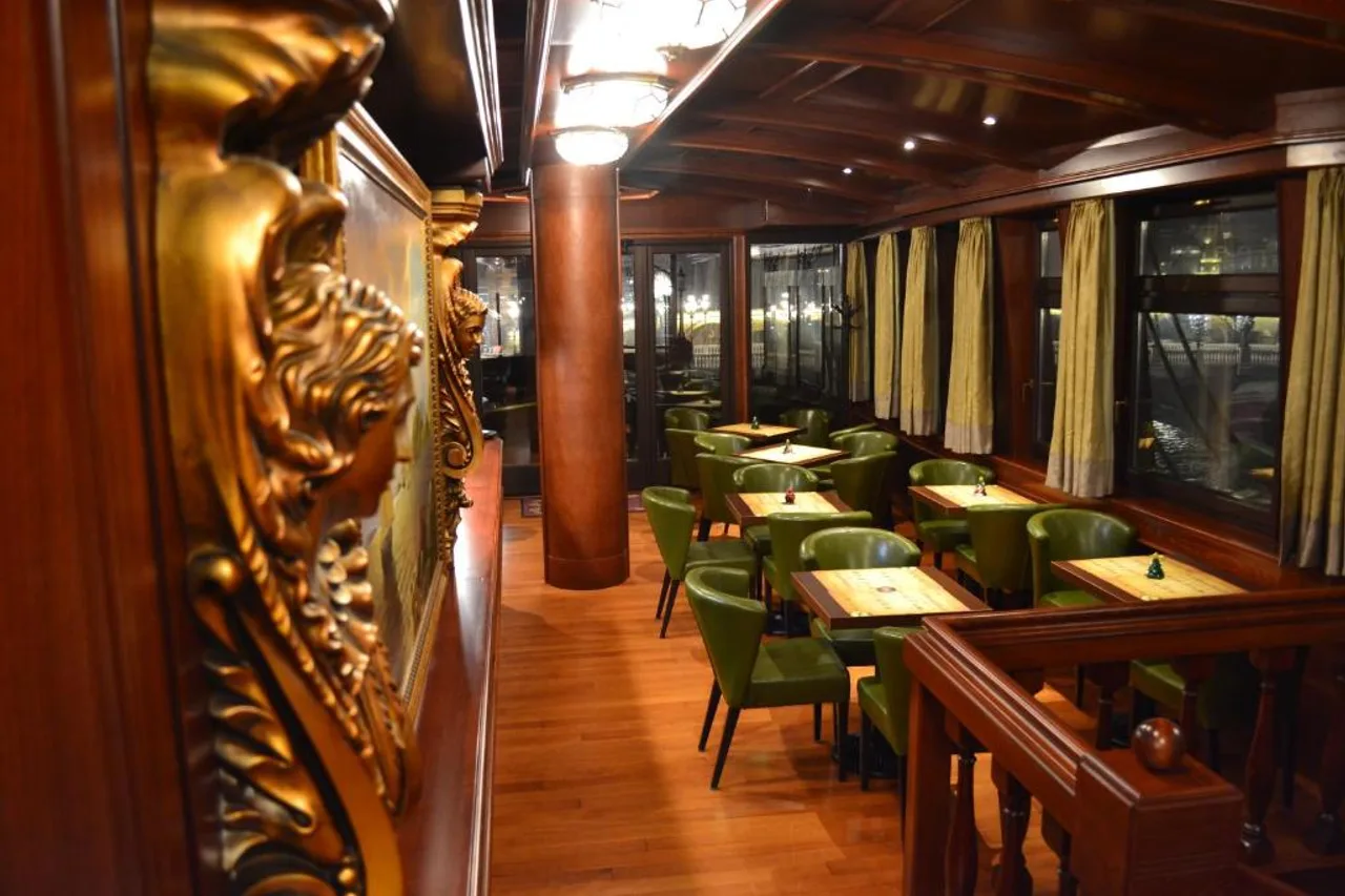 Hotel Senigallia — ภาพห้องพักและบรรยากาศ