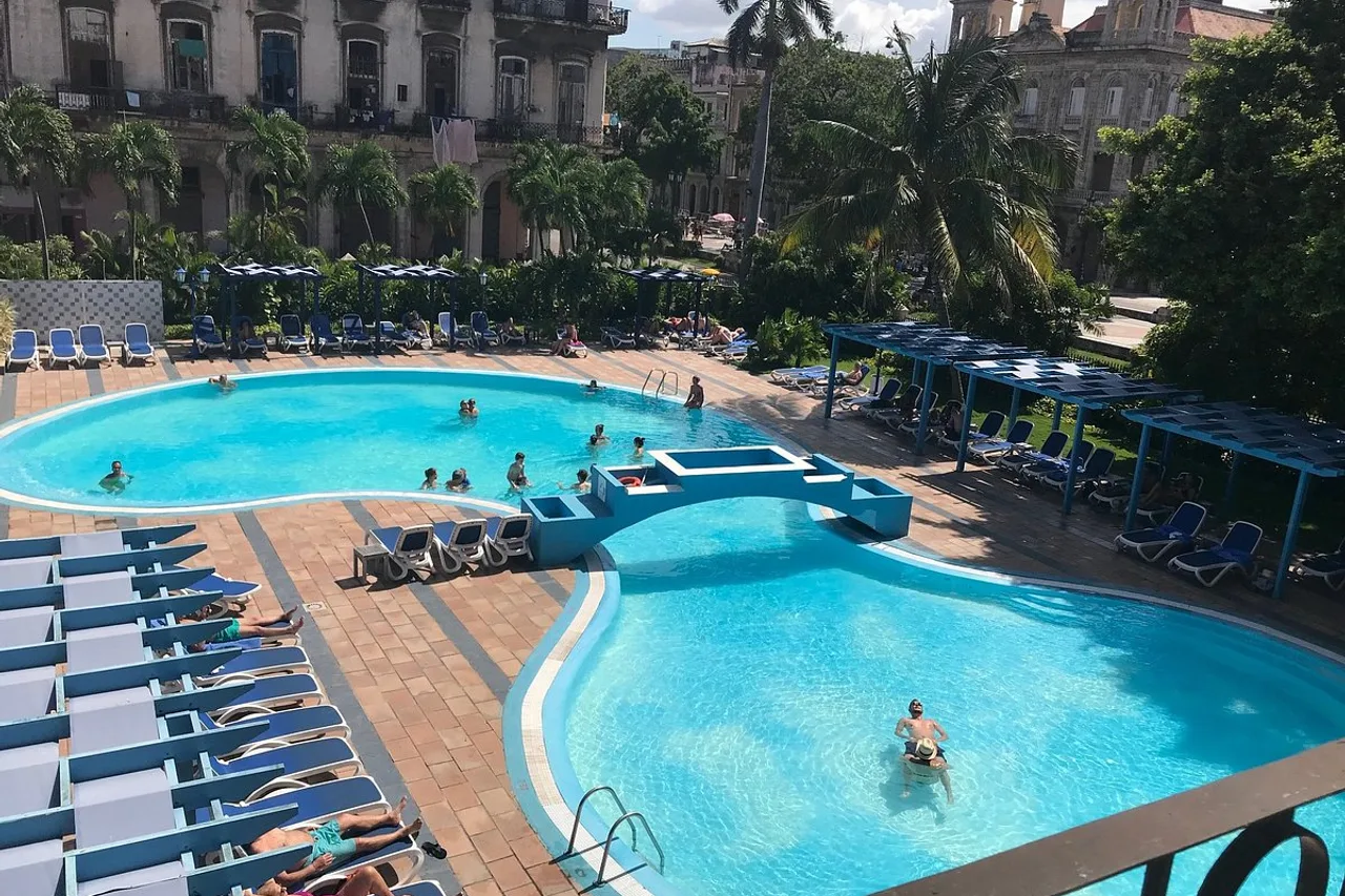Hotel Sevilla Habana Affiliated by Meliá — rooms and atmosphere