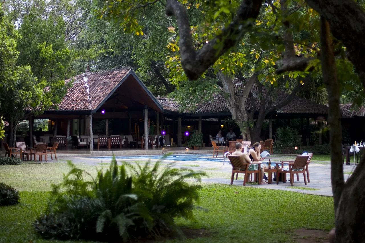 Hotel Sigiriya — ภาพห้องพักและบรรยากาศ