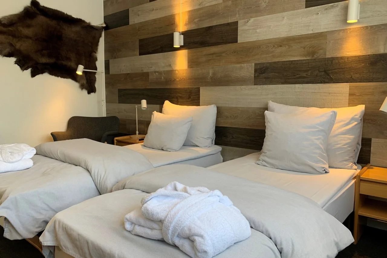 Hotel Sisimiut — ภาพห้องพักและบรรยากาศ