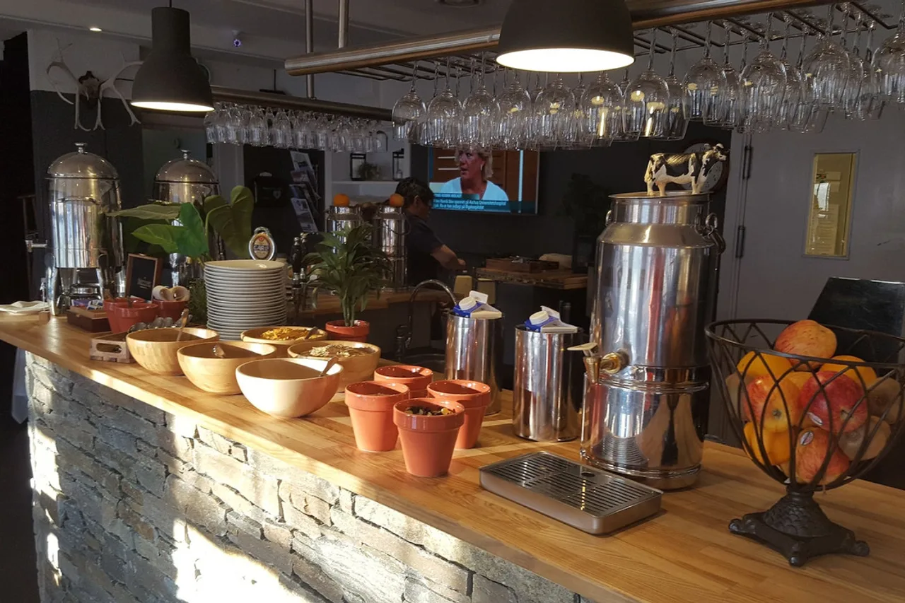 Hotel Sisimiut — ภาพห้องพักและบรรยากาศ