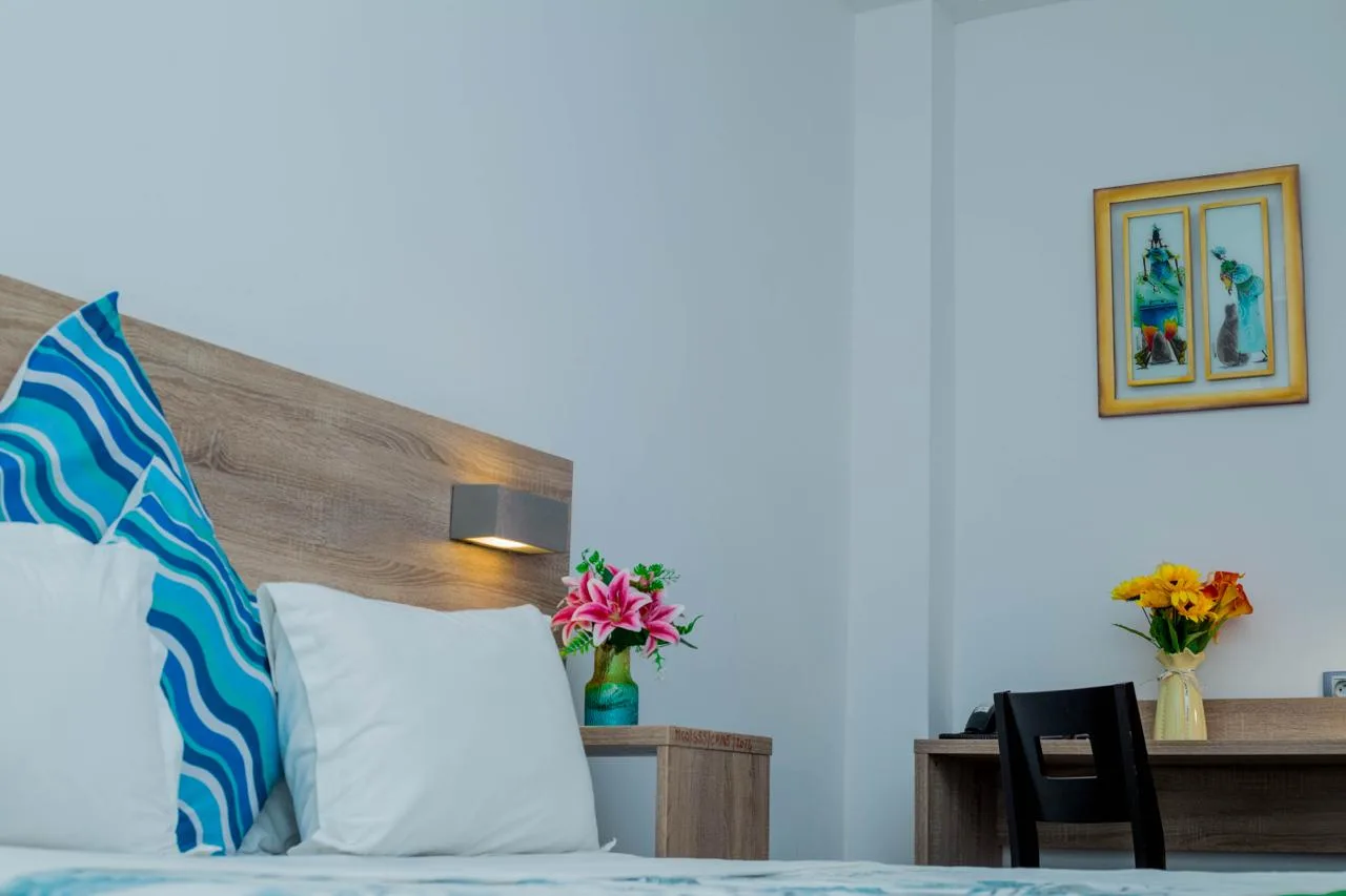 Hotel Sissiman — ภาพห้องพักและบรรยากาศ