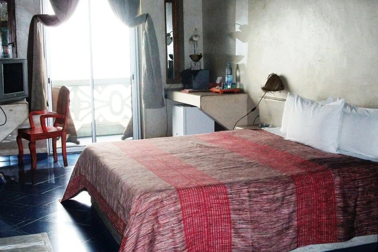 Hotel Sokhamon — โรงแรมในดาการ์