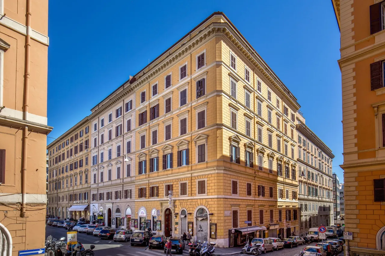 Hotel Sonya — rooms and atmosphere