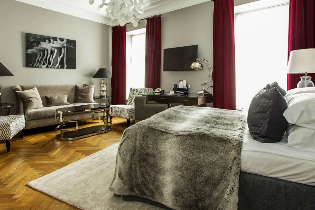 Hotel St. Petersbourg — โรงแรมในทาลลินน์
