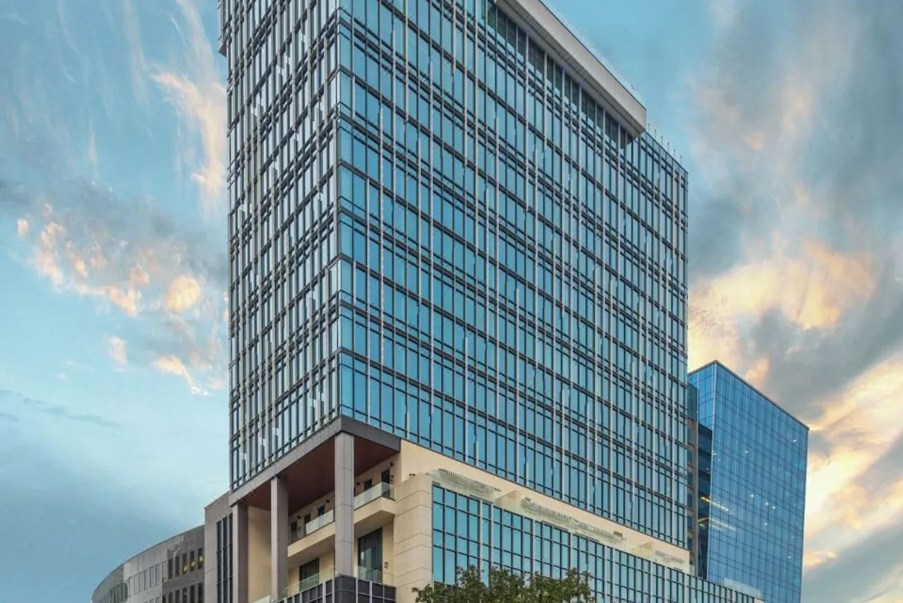 Hotel Swexan — ภาพห้องพักและบรรยากาศ