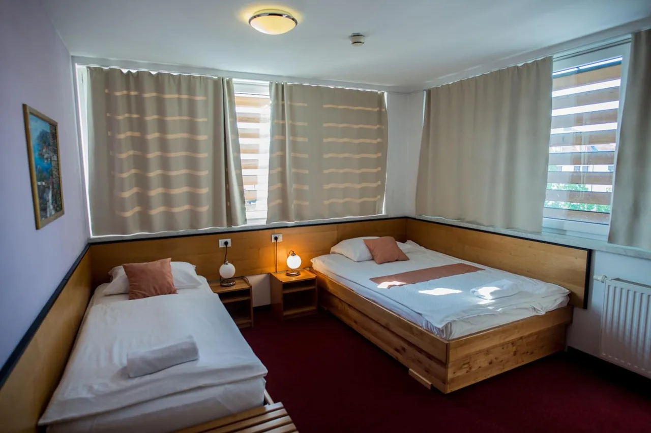 Hotel Tabor Maribor — ภาพห้องพักและบรรยากาศ