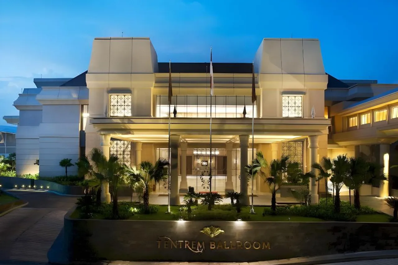 Hotel Tentrem Yogyakarta — rooms and atmosphere